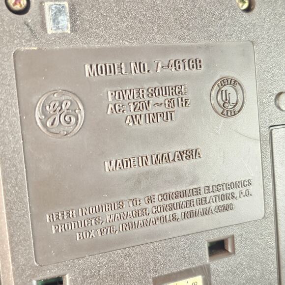 Vintage AM/FM Digital Alarm Clock Radio Woodgrain 1980s Works Tested GE 7-4616B - Picture 8 of 16